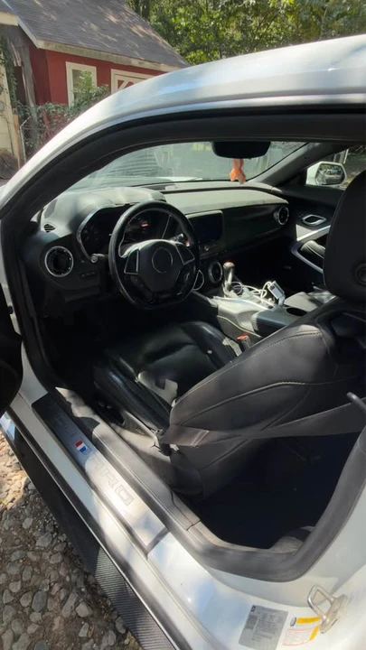 2019 Chevrolet Camaro SS 6th Gen - Image 5 of 15