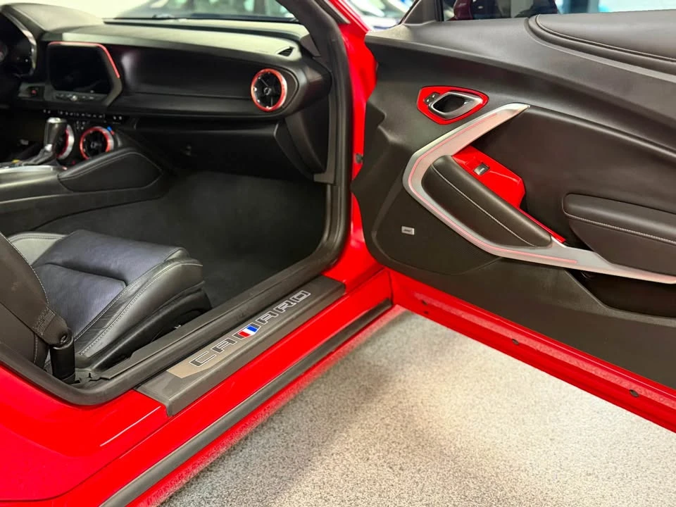 2019 Chevrolet Camaro SS 6th Gen - Image 8 of 13