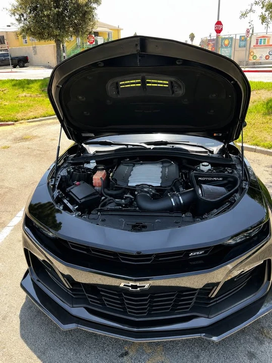 2019 Chevrolet Camaro SS 6th Gen - Image 5 of 9