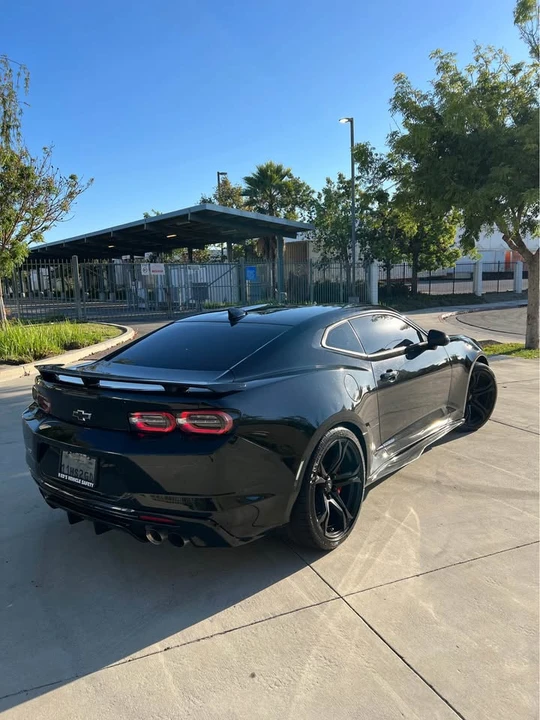 2019 Chevrolet Camaro SS 6th Gen - Image 4 of 9
