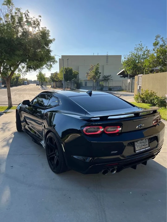 2019 Chevrolet Camaro SS 6th Gen - Image 3 of 9