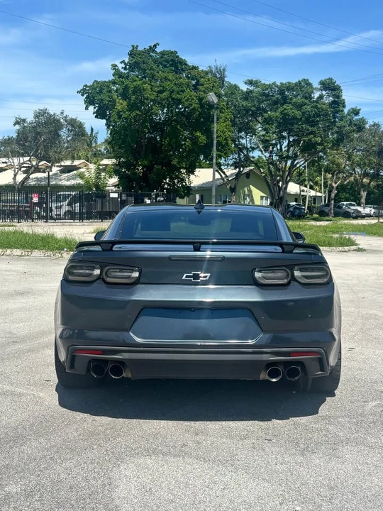 2019 Chevrolet Camaro SS 6th Gen - Image 5 of 12