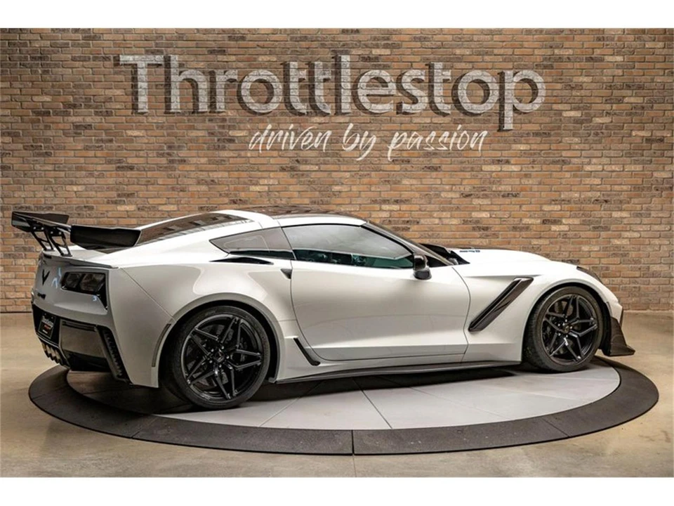 2019 Chevrolet Corvette C7 - Image 4 of 31