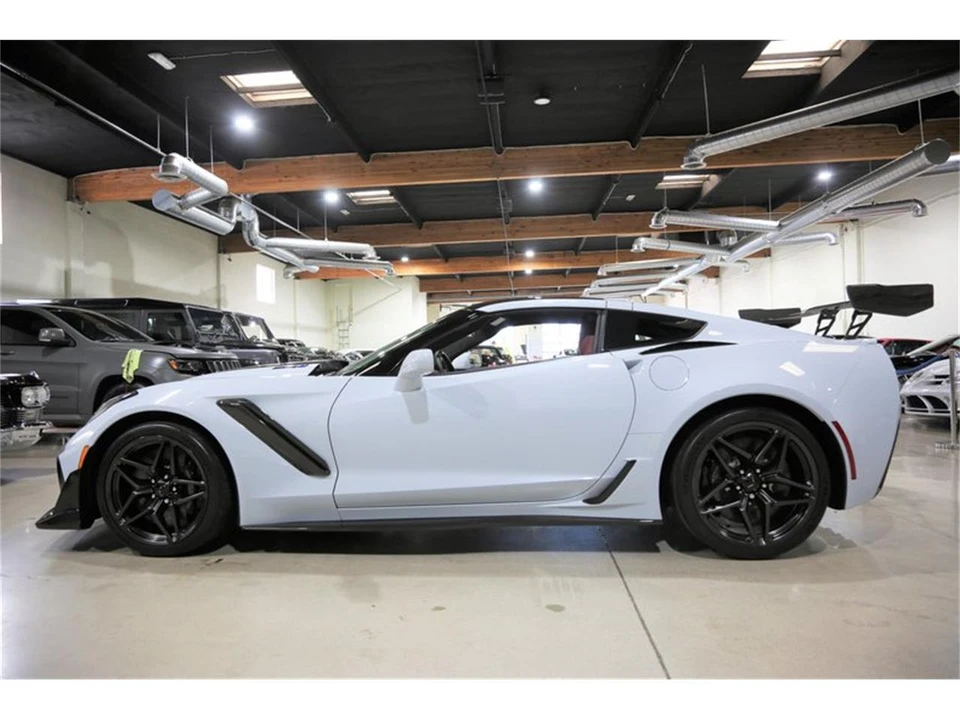 2019 Chevrolet Corvette C7 - Image 18 of 31