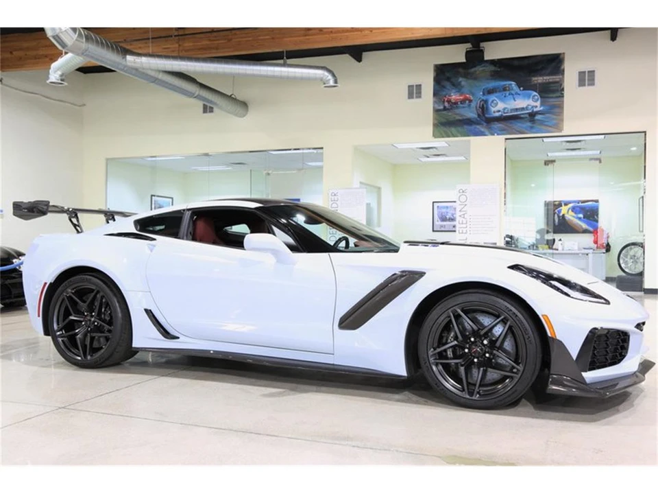2019 Chevrolet Corvette C7 - Image 3 of 31