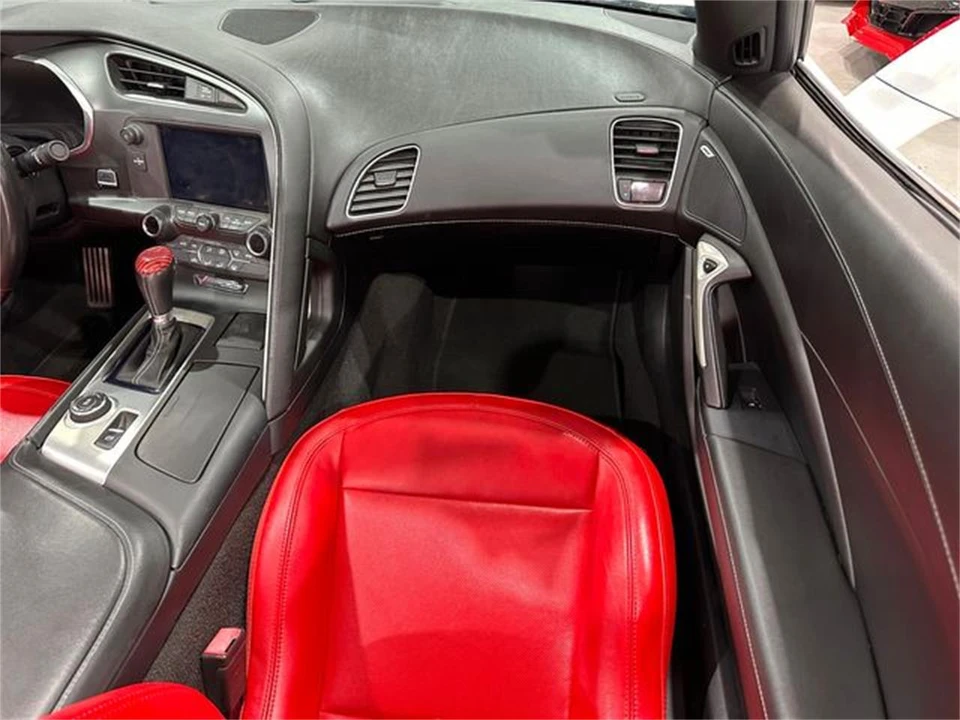 2019 Chevrolet Corvette C7 - Image 11 of 30