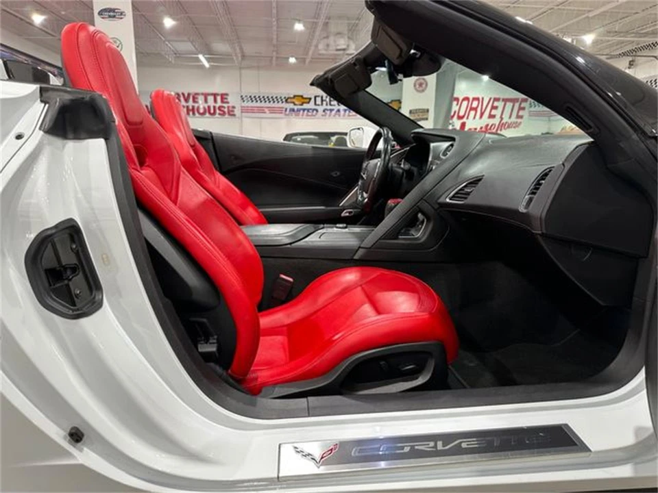 2019 Chevrolet Corvette C7 - Image 9 of 30