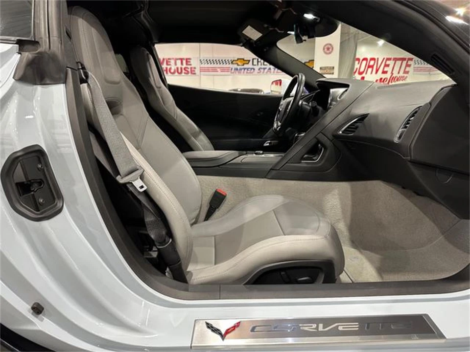 2019 Chevrolet Corvette C7 - Image 9 of 30