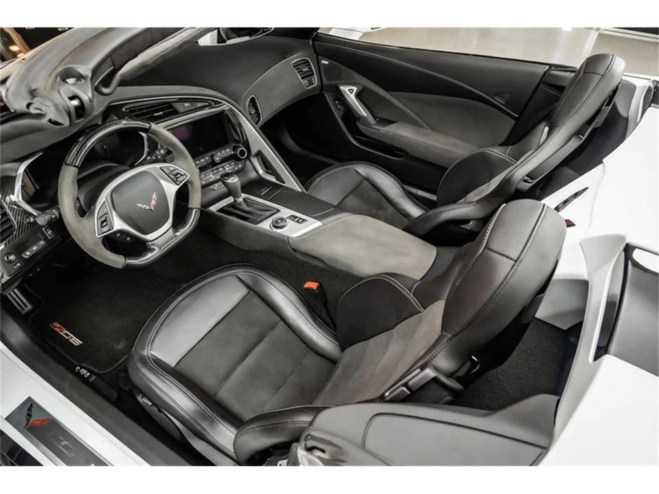 2019 Chevrolet Corvette C7 - Image 2 of 31
