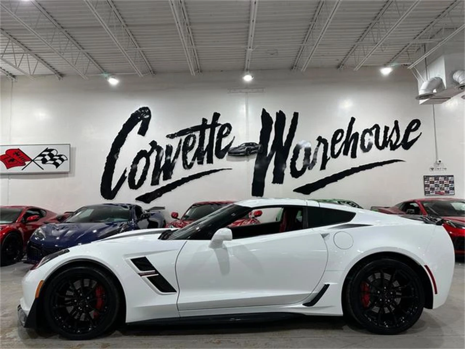 2019 Chevrolet Corvette C7 - Image 2 of 30