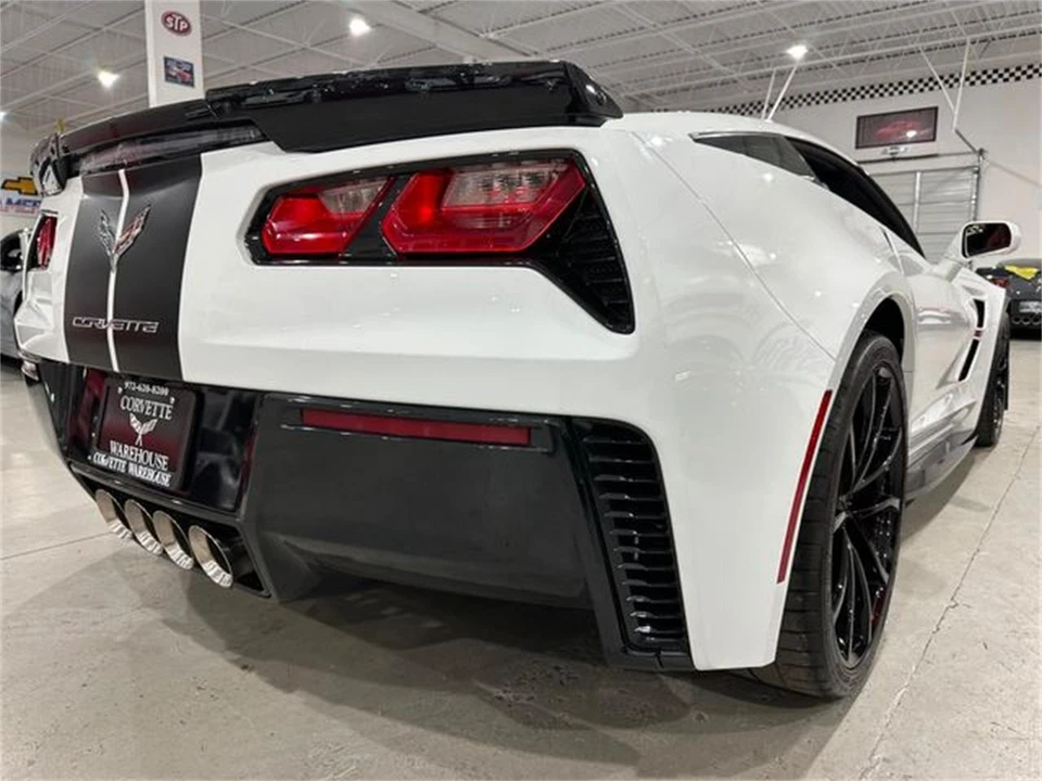 2019 Chevrolet Corvette C7 - Image 3 of 30