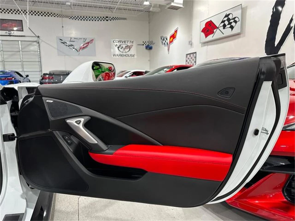 2019 Chevrolet Corvette C7 - Image 15 of 30