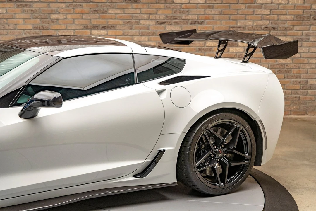2019 Chevrolet Corvette C7 ZR1 - Image 8 of 21