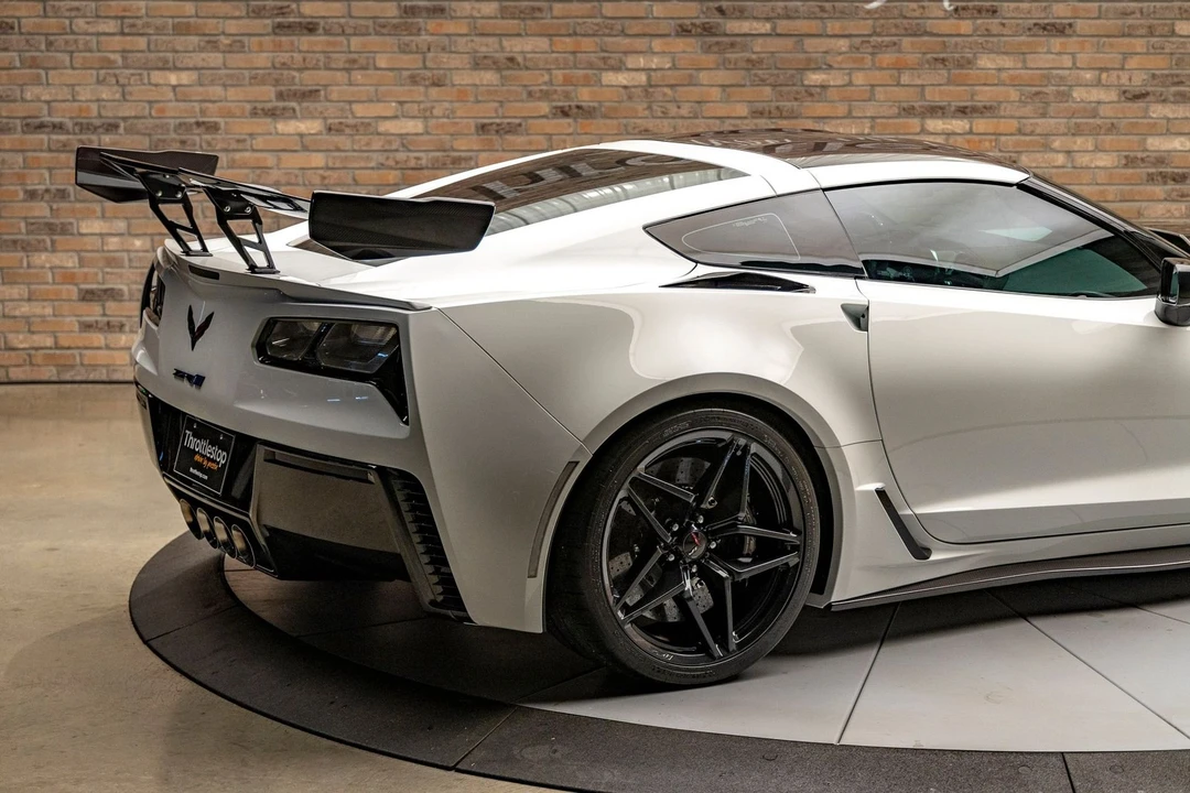 2019 Chevrolet Corvette C7 ZR1 - Image 9 of 21