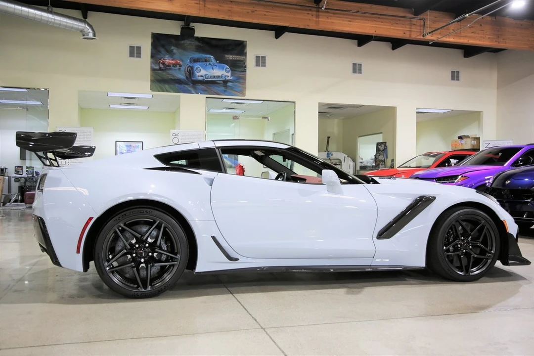 2019 Chevrolet Corvette C7 ZR1 - Image 5 of 12