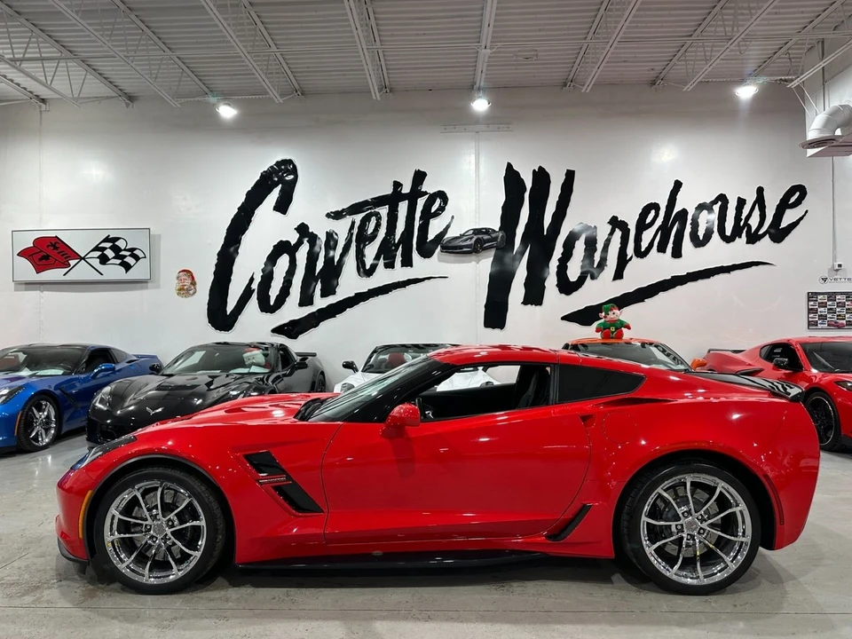 2019 Chevrolet Corvette C7 - Image 2 of 12