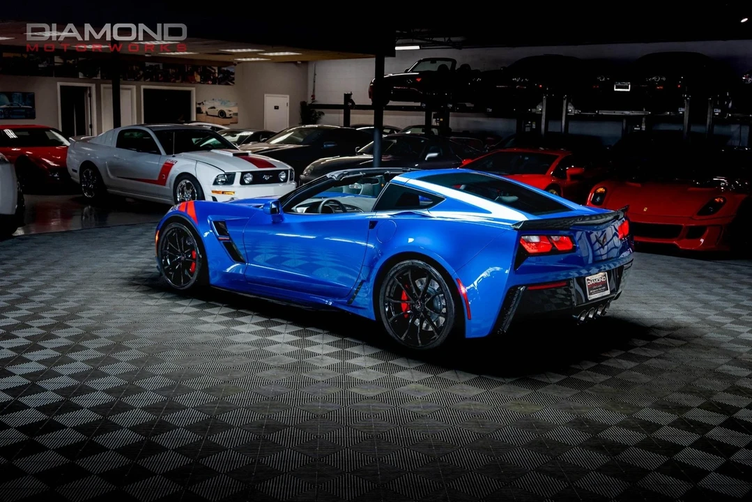 2019 Chevrolet Corvette C7 - Image 2 of 12