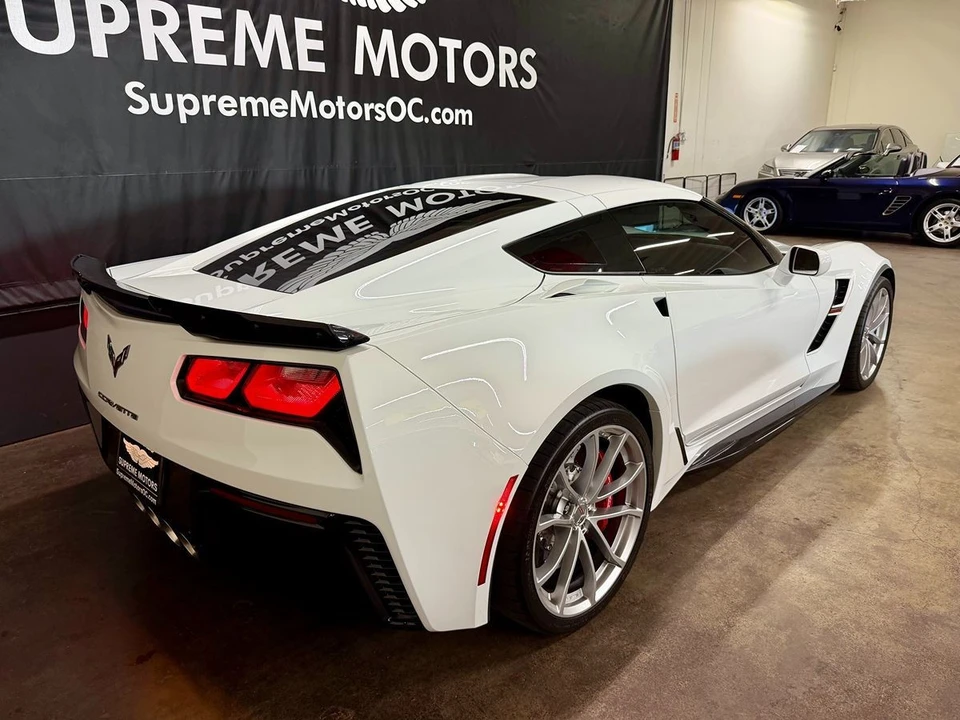 2019 Chevrolet Corvette C7 - Image 2 of 21