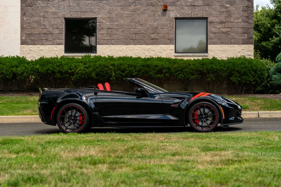 2019 Chevrolet Corvette C7 - Image 2 of 23
