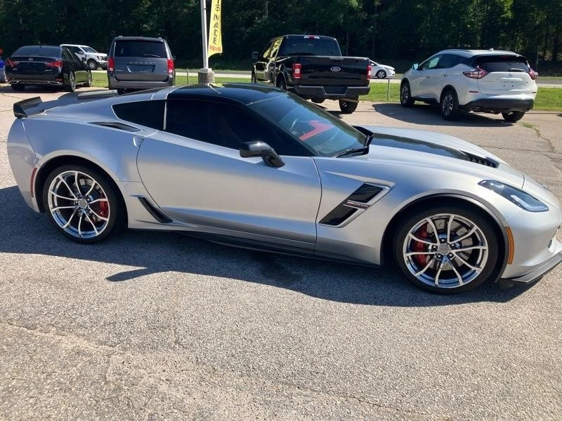 2019 Chevrolet - Image 2 of 22