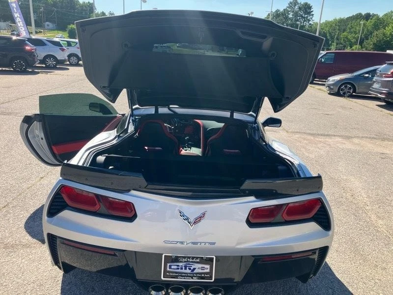 2019 Chevrolet - Image 11 of 22