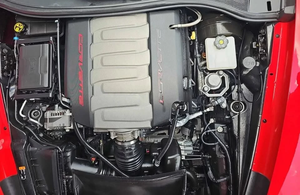 2019 Chevrolet Corvette - Image 9 of 16
