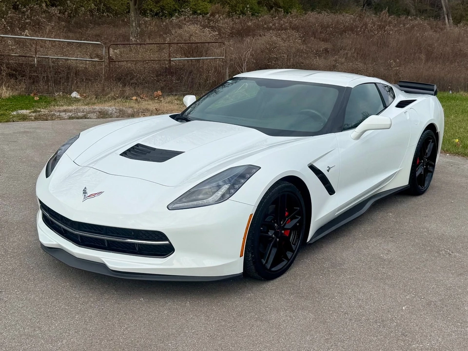 2019 Chevrolet Corvette C7 - Image 2 of 12