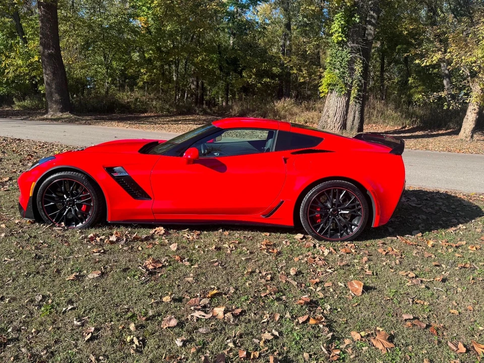 2019 Chevrolet Corvette C7 Z06 - Image 2 of 12