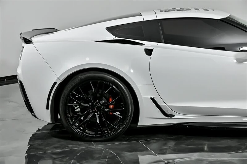 2019 Chevrolet Corvette C7 Z06 - Image 12 of 21