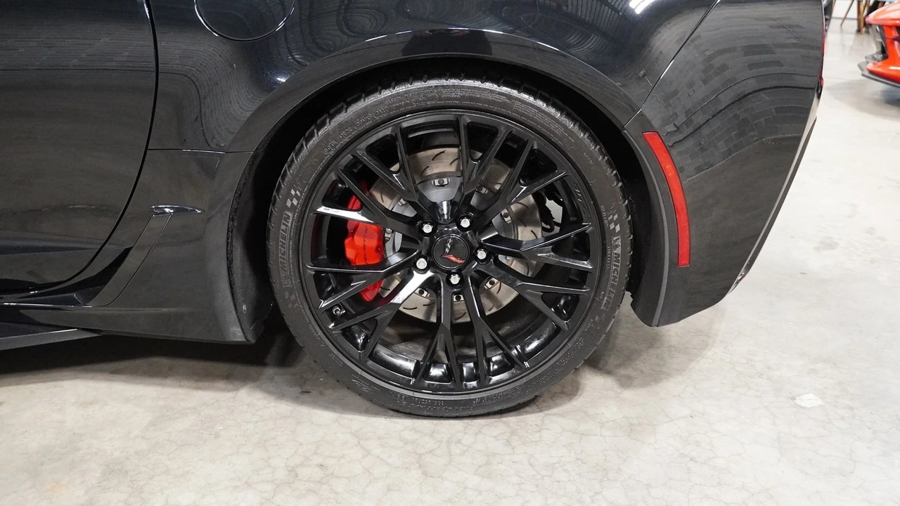 2019 Chevrolet Corvette C7 Z06 - Image 17 of 21
