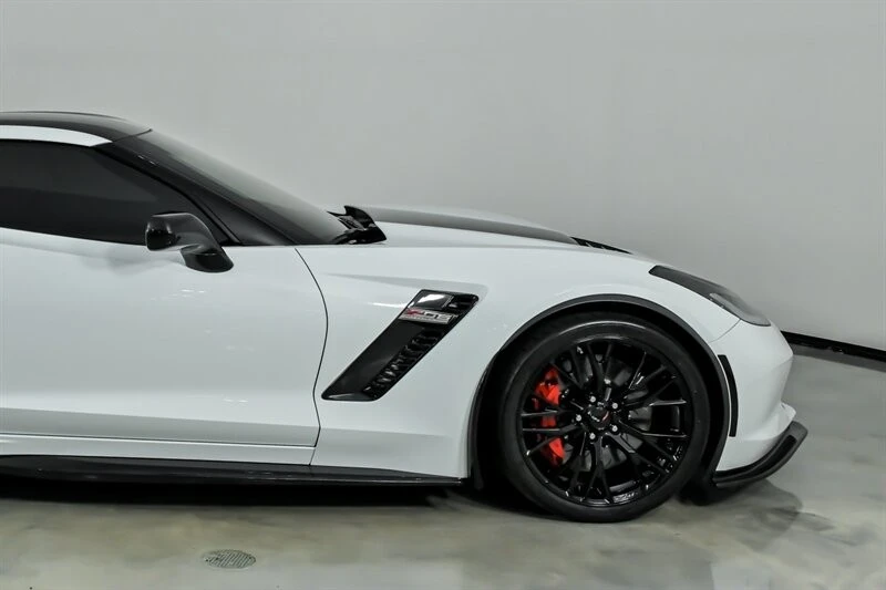 2019 Chevrolet Corvette C7 Z06 - Image 12 of 31