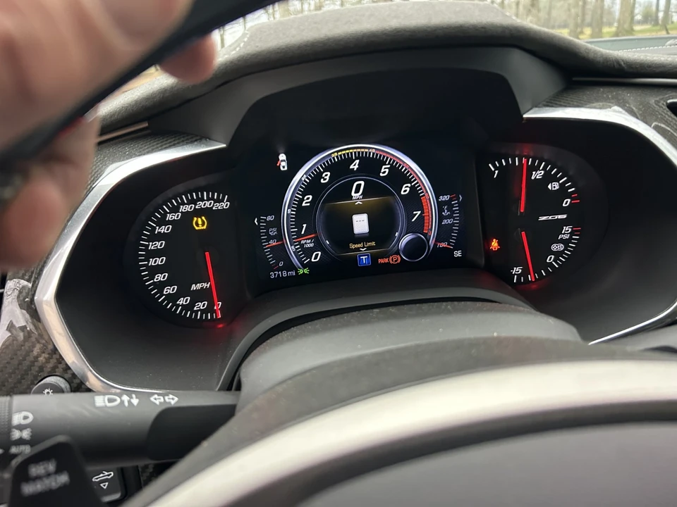 2019 Chevrolet - Image 23 of 28