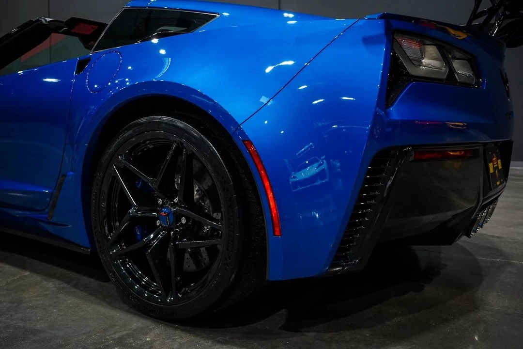 2019 Chevrolet - Image 13 of 31