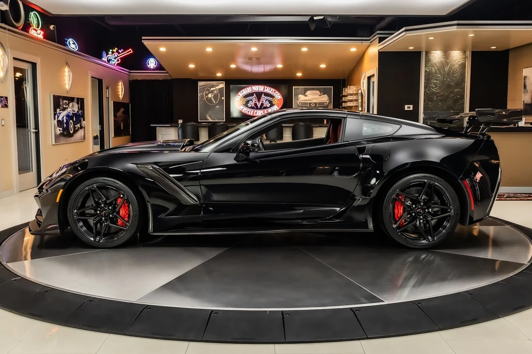 2019 Chevrolet Corvette C7 ZR1 - Image 19 of 21