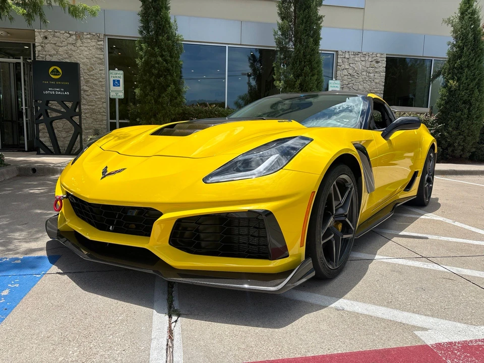 2019 Chevrolet Corvette C7 ZR1 - Image 2 of 8