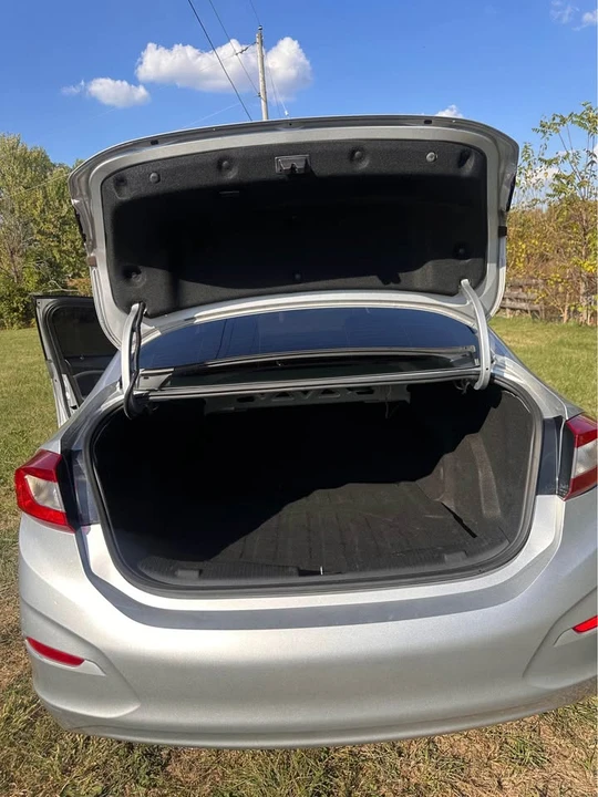 2019 Chevrolet Cruze - Image 11 of 13