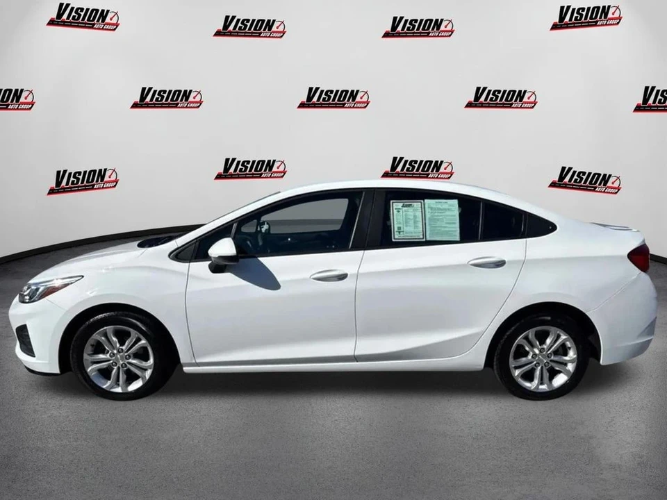 2019 Chevrolet Cruze - Image 8 of 12