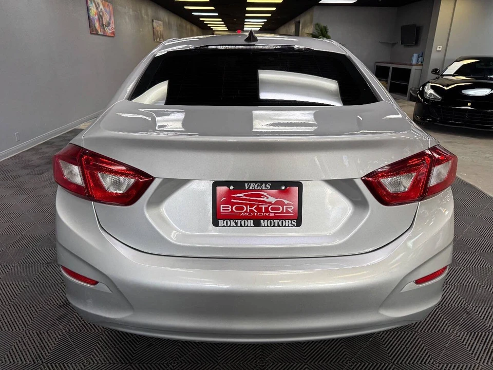 2019 Chevrolet Cruze - Image 12 of 12