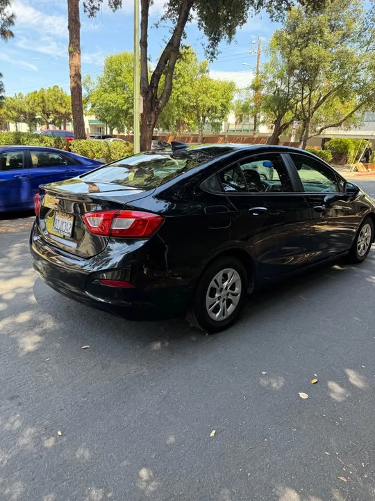 2019 Chevrolet Cruze - Image 4 of 12