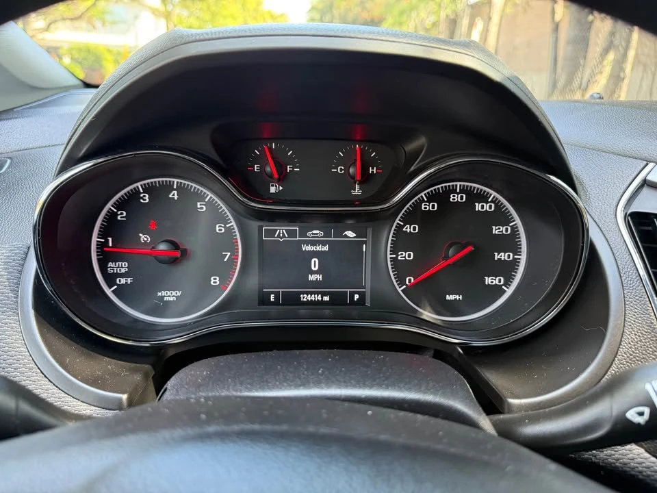 2019 Chevrolet Cruze - Image 10 of 12
