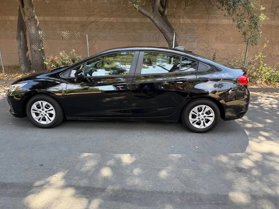 2019 Chevrolet Cruze - Image 7 of 12