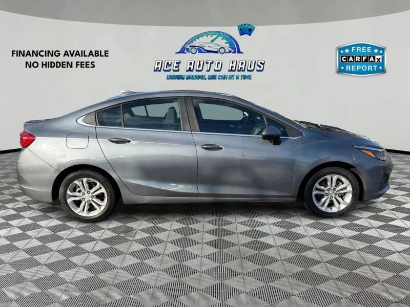 2019 Chevrolet Cruze - Image 8 of 12