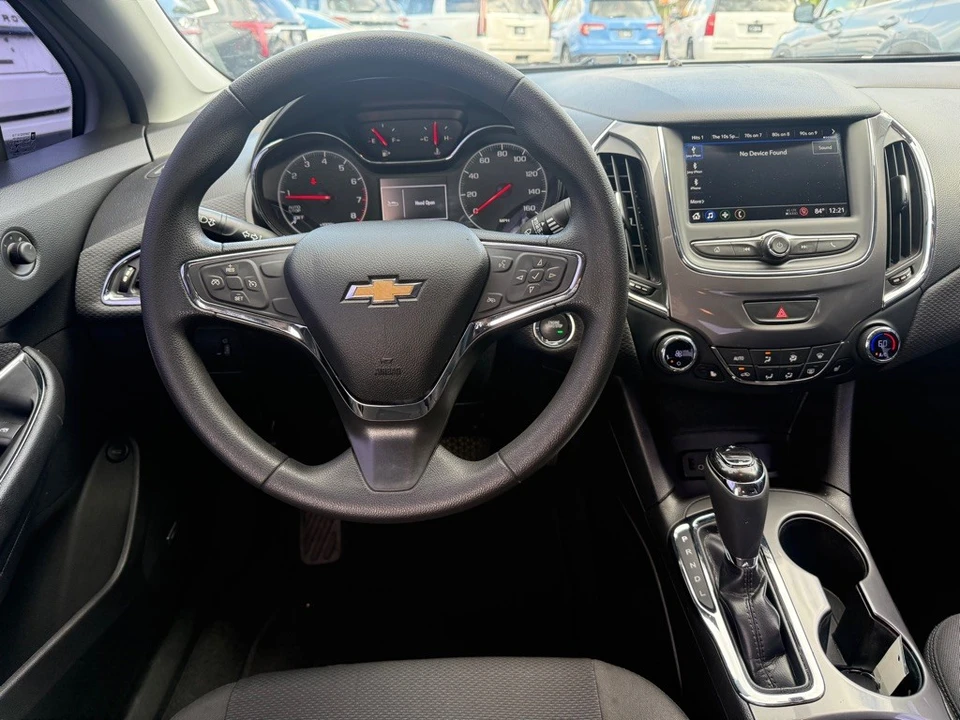 2019 Chevrolet Cruze - Image 9 of 21