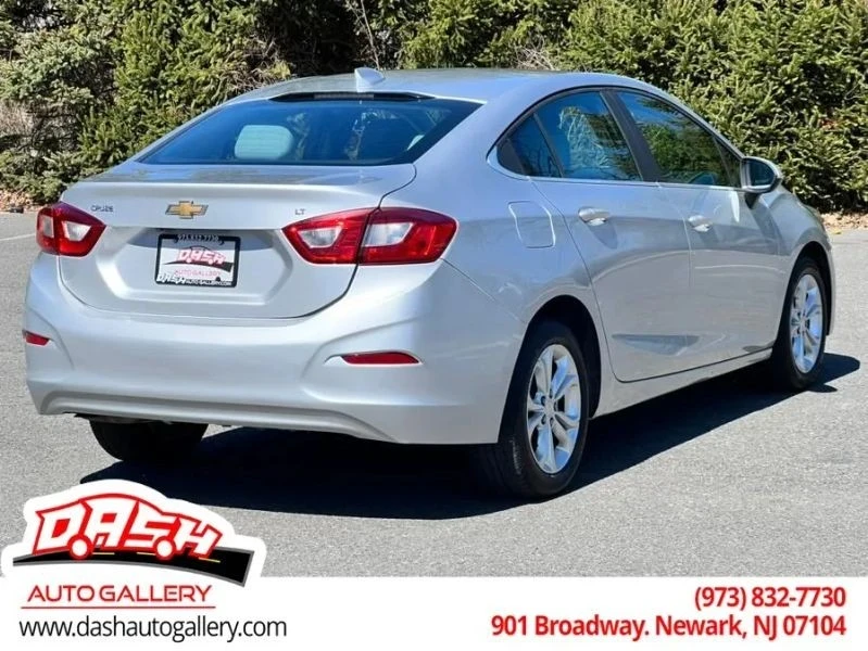 2019 Chevrolet Cruze - Image 9 of 12