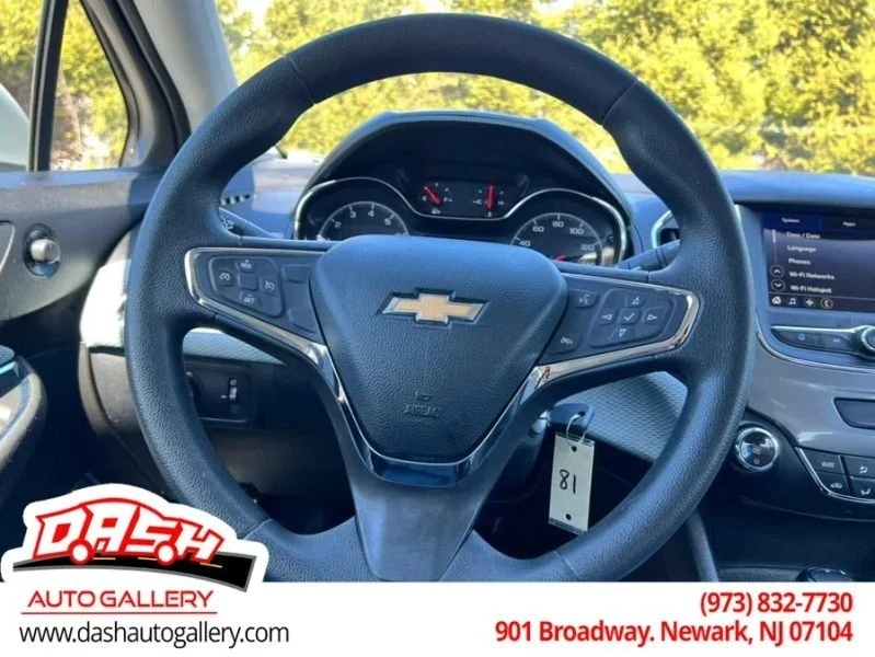2019 Chevrolet Cruze - Image 10 of 12