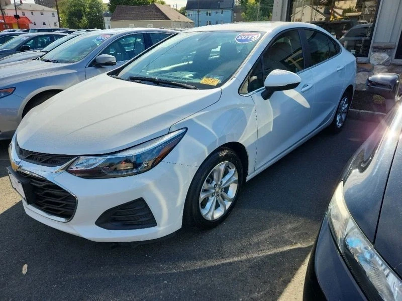 2019 Chevrolet Cruze - Image 3 of 12
