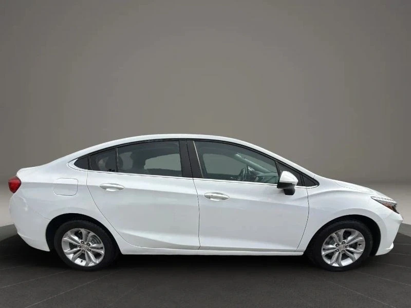 2019 Chevrolet Cruze - Image 4 of 12