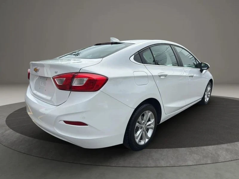 2019 Chevrolet Cruze - Image 5 of 12