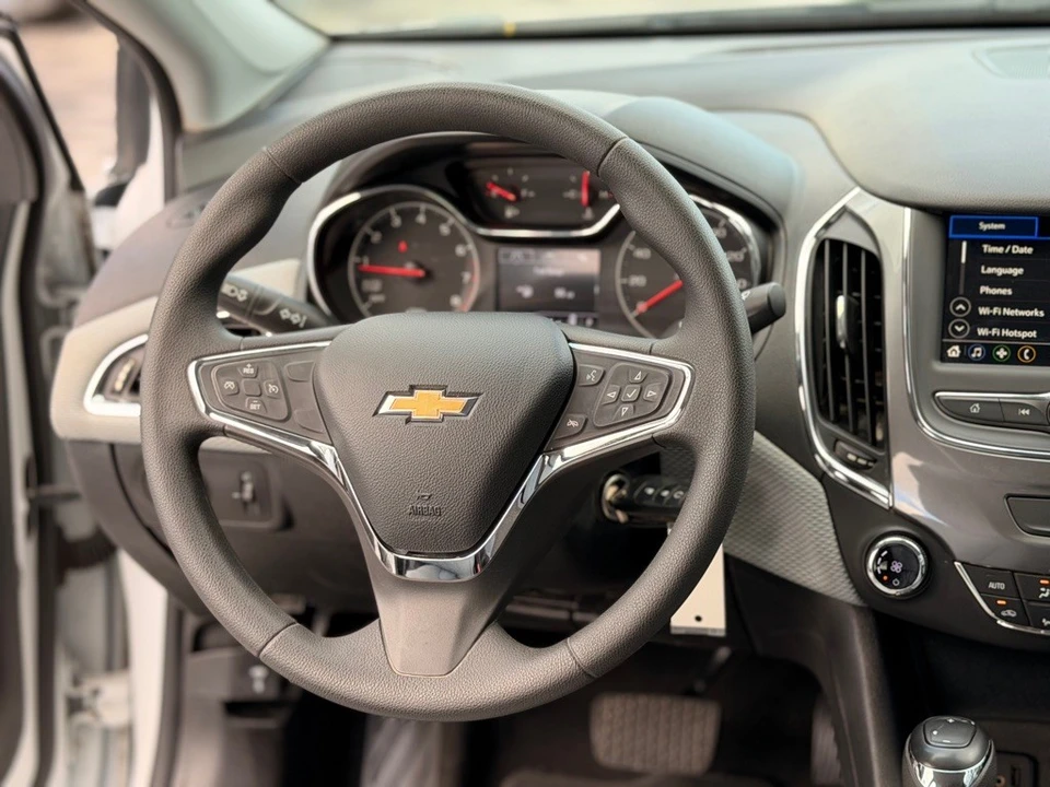 2019 Chevrolet Cruze - Image 14 of 21