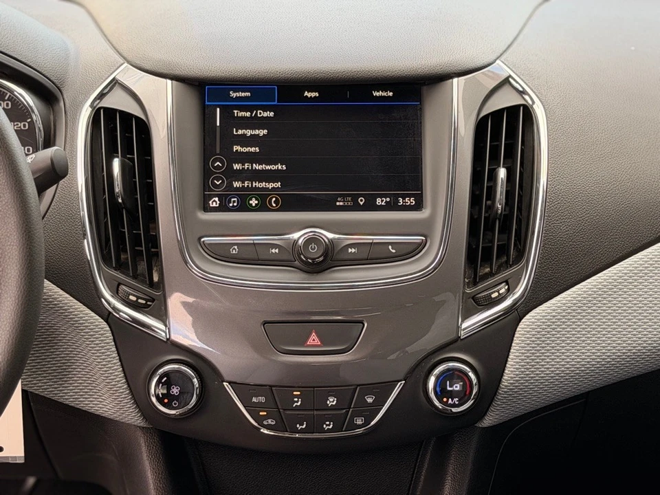 2019 Chevrolet Cruze - Image 16 of 21